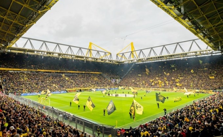 Illustration : "Dortmund : Rose fragilisé, une réunion de crise a eu lieu "
