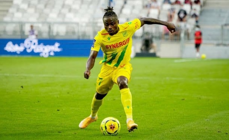Illustration : "FC Nantes : Simon, l’homme providentiel des Canaris"