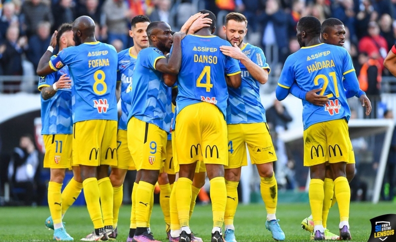 Illustration : "Mercato RC Lens : Le club pillé par un cador de Ligue 1 ?"