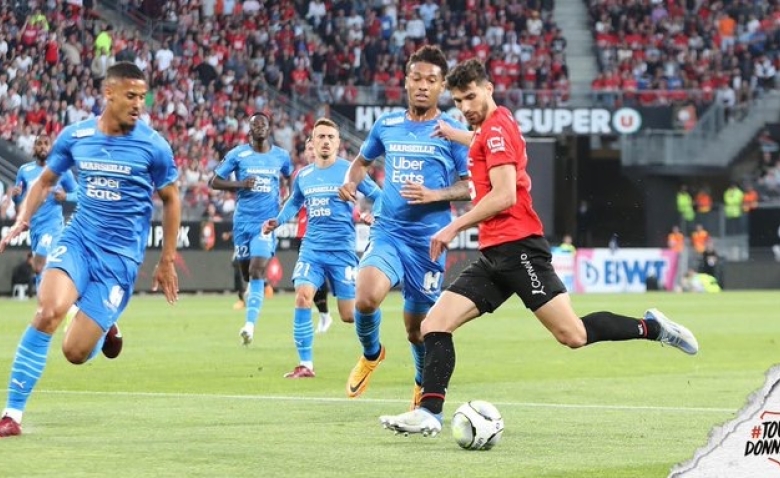 Drawing : "Mercato Rennes: Another English club enters the race for Terrier! "
