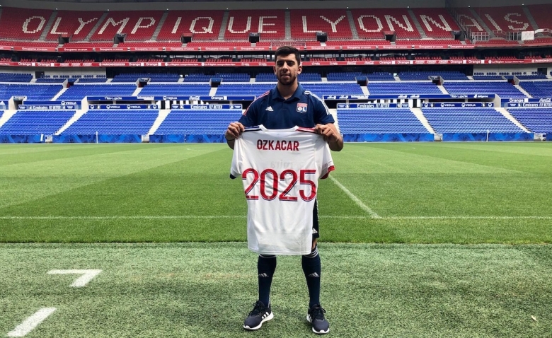 Illustration : "Mercato OL: Un Lyonnais de retour déjà sur le départ ? "