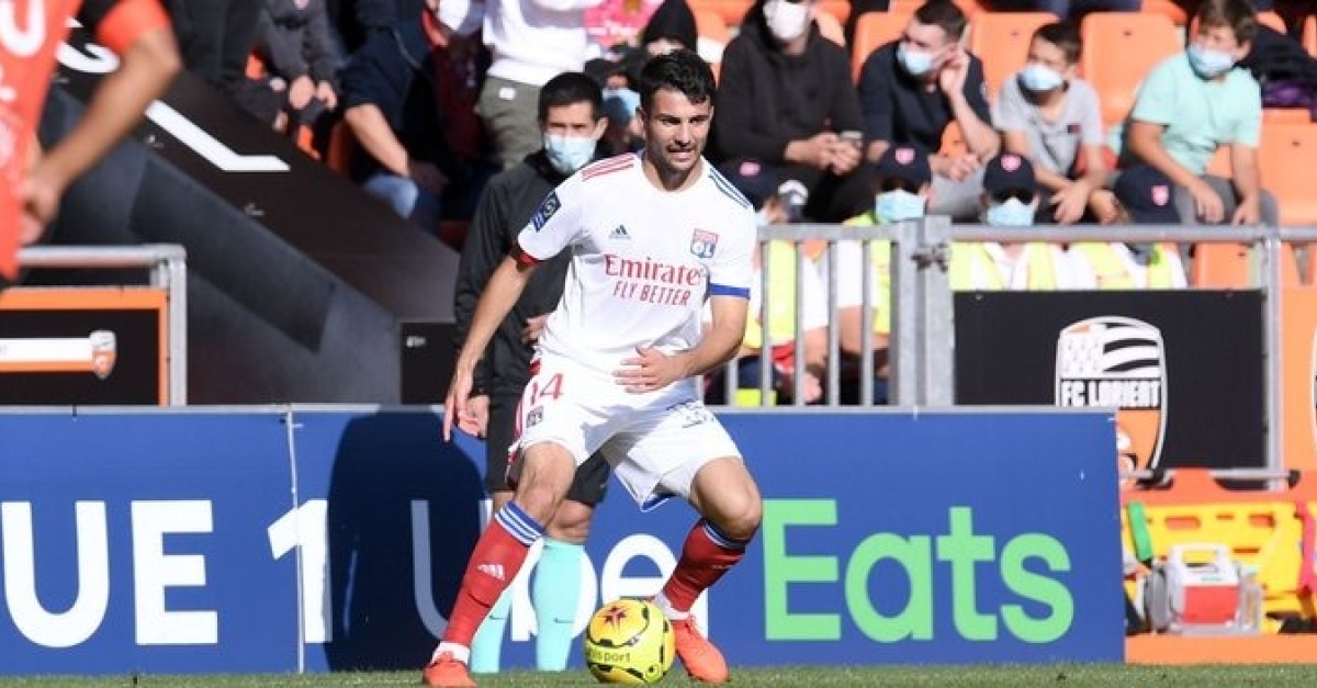 Mercato OL : Un défenseur sur le départ !