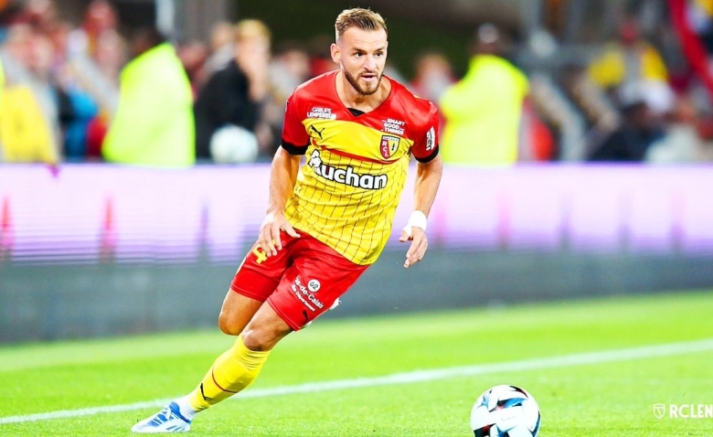 Illustration : "RC Lens : Une décision controversée contre Clermont ? "