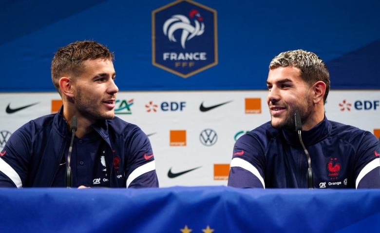 Illustration : "Equipe de France : Un fait historique en prévision avec l'absence de Kimpembe !"