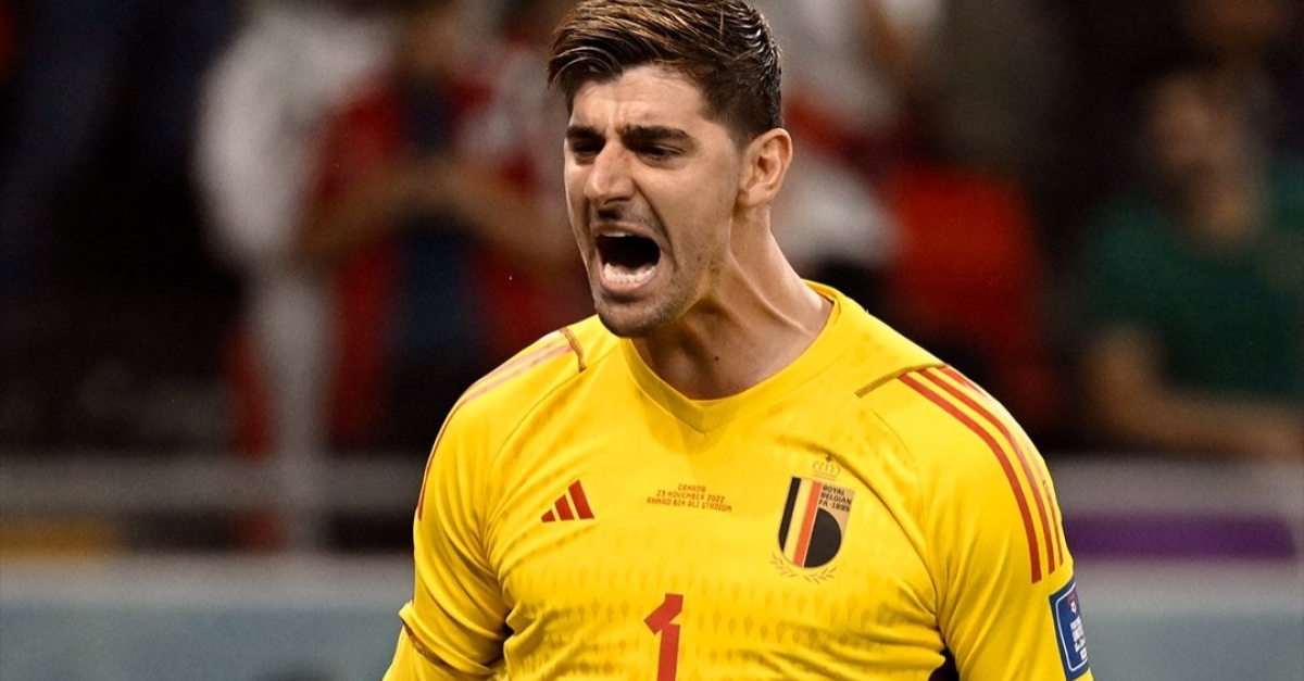 CdM 2022 - Vidéo : La parade de Thibaut Courtois sur le penalty de Alphonso Davies !