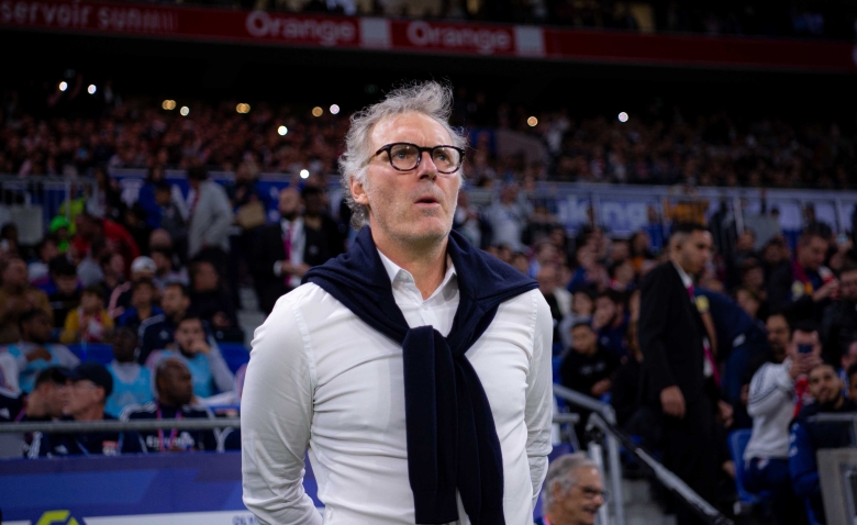 Illustration : "OL : Laurent Blanc face à un défi important"