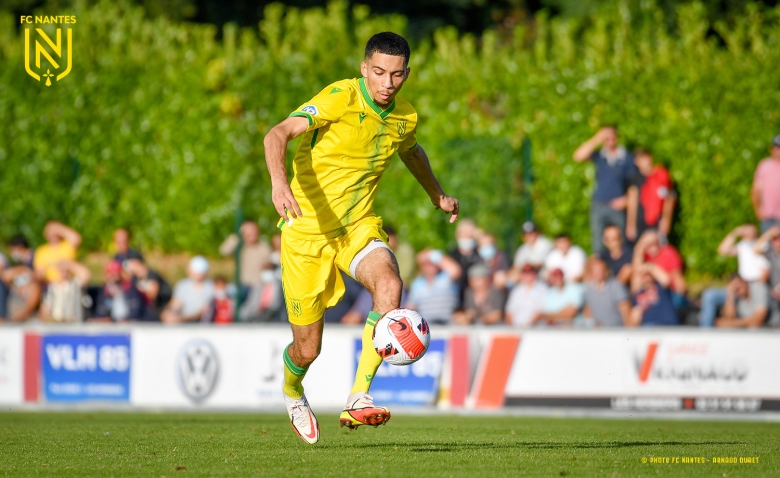 Illustration : "FC Nantes : Une opportunité majeure offerte par Kombouaré"