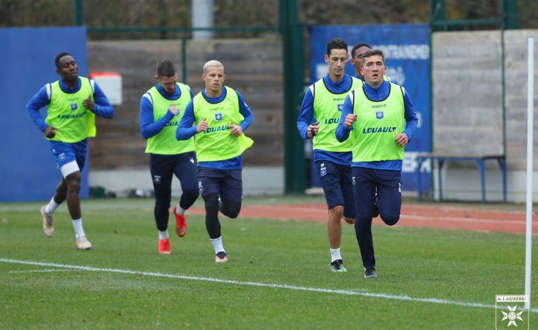 Illustration : "AJ Auxerre : Une bonne nouvelle se profile dans l'équipe "