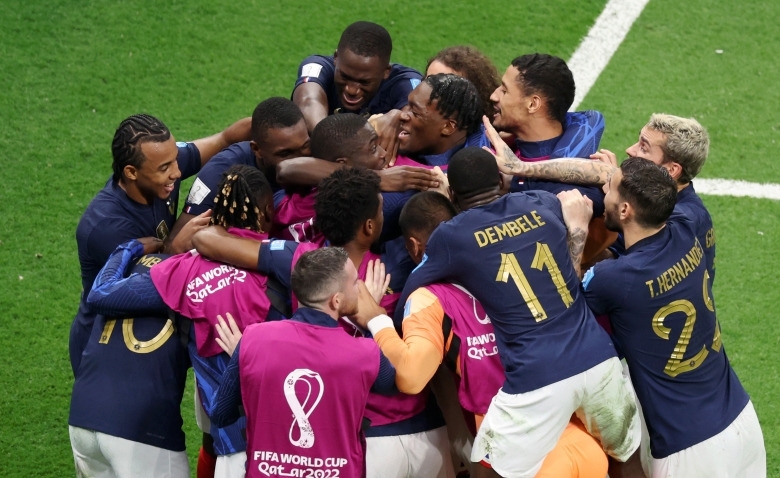 Illustration : "Équipe de France : une signature importante pour l'avenir"