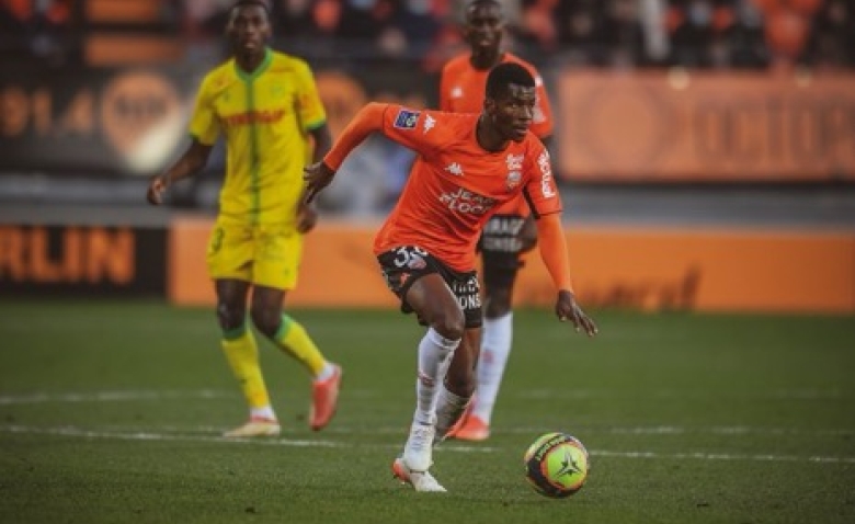 Illustration : "Mercato Lorient : Un départ annulé par le club"