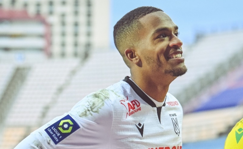 Illustration : "Mercato Nantes : Un transfert majeur à venir ?"