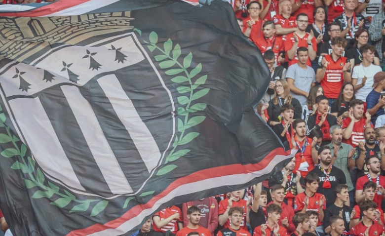 Illustration : "Mercato Rennes : Un recrutement de luxe espéré par le club "