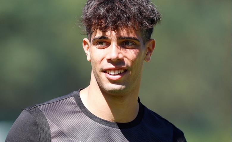 Illustration : "Mercato Auxerre : Un poste clé enfin sauvé à l'AJA ?"