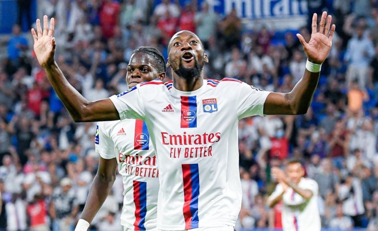 Illustration : "Mercato Rennes : Les Bretons doublés sur leur piste prioritaire ?"