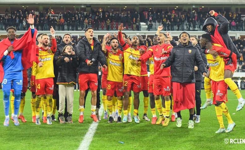 Illustration : "RC Lens : Une déclaration rassurante pour le coach lensois ! "