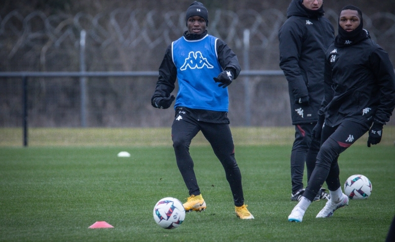 Illustration : "Mercato OL : Un nouvel échec de recrutement à prévoir"