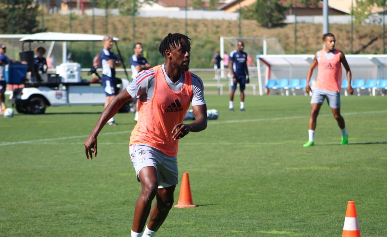 Illustration : " OL : Un joueur dévoile de graves maux présents au sein du club "