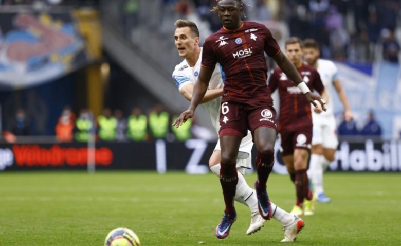 Illustration : "Mercato Metz : Un Grenat convoité par deux clubs "