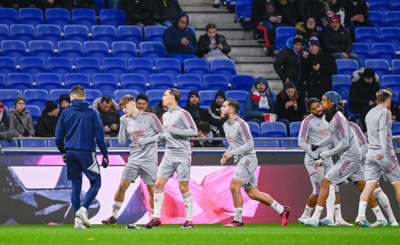 Illustration : "Mercato OL : Une opportunité de choix manquée ! "