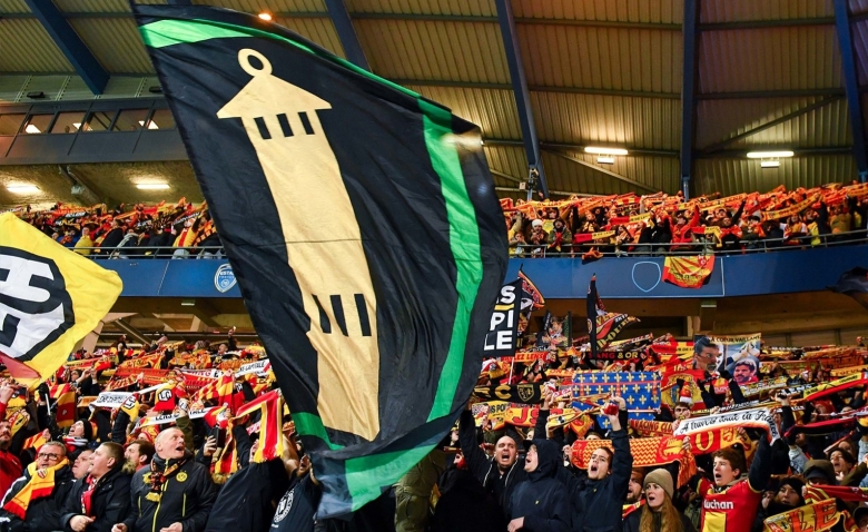 Illustration : "RC Lens : Une très bonne nouvelle pour le groupe lensois cette saison !"