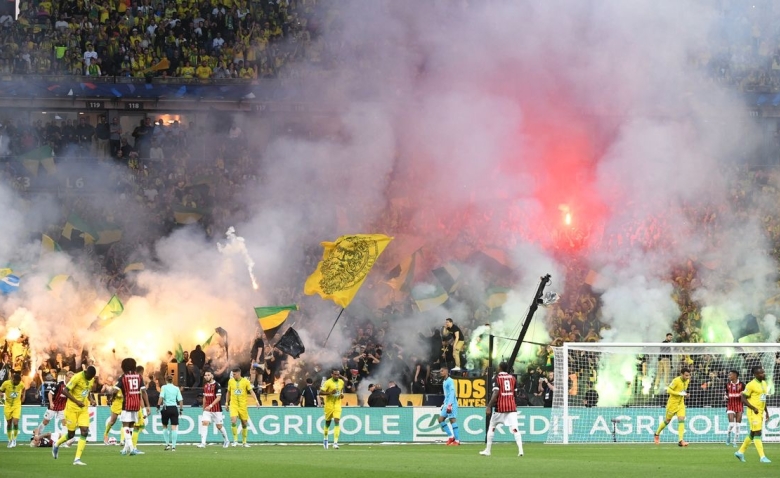 Illustration : "FC Nantes : Les supporters en colère après une décision prise pour les Canaris"