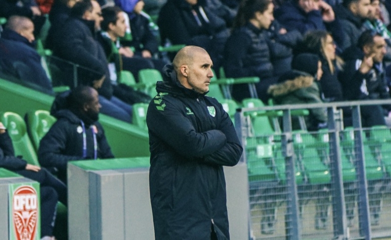 Illustration : "ASSE : Un changement de tactique confirmé pour Laurent Batlles "