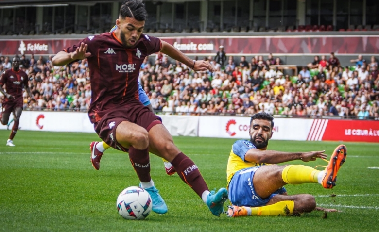 Illustration : "FC Metz : Une erreur d'arbitrage très préjudiciable pour les Grenats ? "