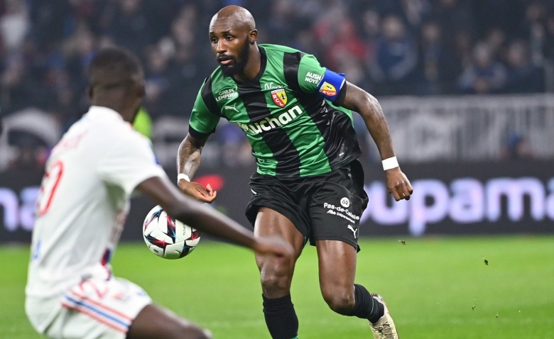 Illustration : "Mercato Lens : La crainte d'un départ inattendu se profile"