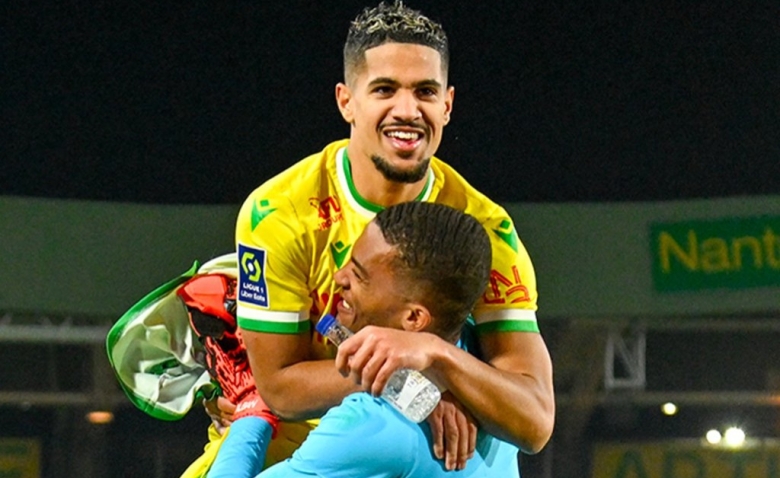 Illustration : "FC Nantes : Des indices clairs sur le onze aligné à Turin !"