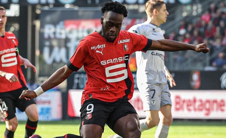 Illustration : "Stade Rennais : Génésio va pouvoir faire jouer la concurrence après cette victoire face à Clermont !"