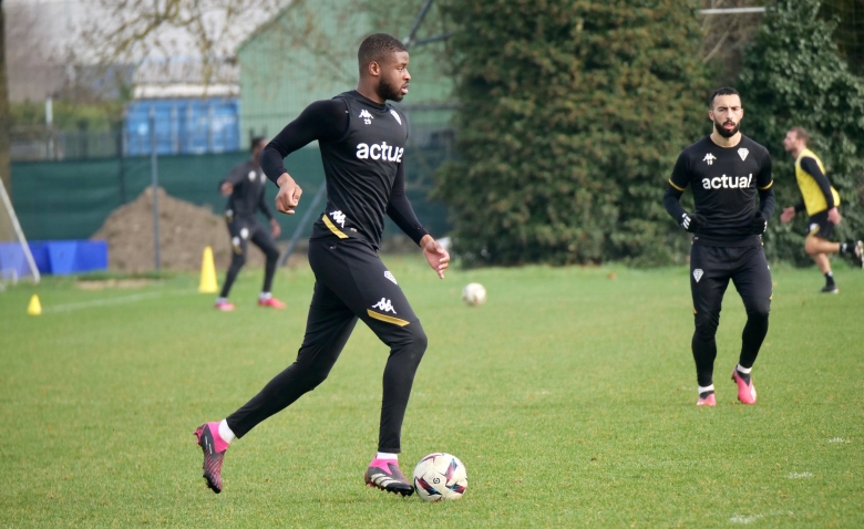 Illustration : "Angers SCO : Un exemple de réussite clairement identifié par les joueurs"