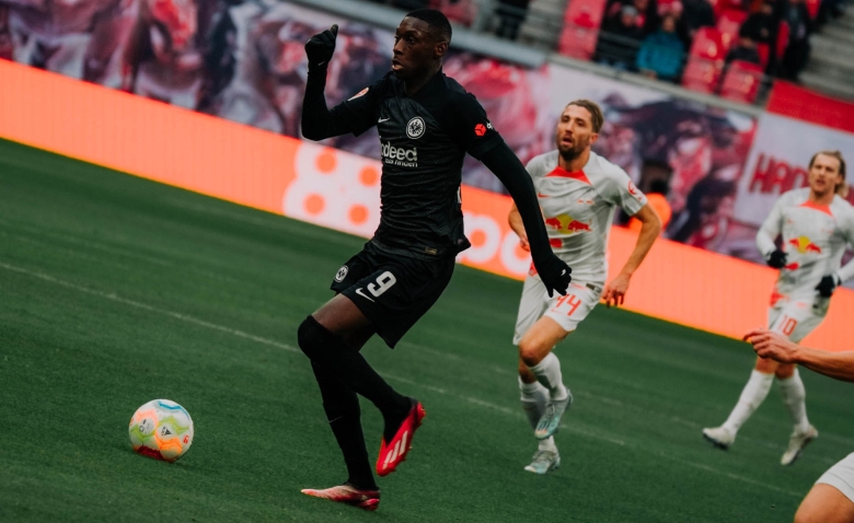 Illustration : "Mercato PSG : Une arrivée très ambitieuse se prépare"