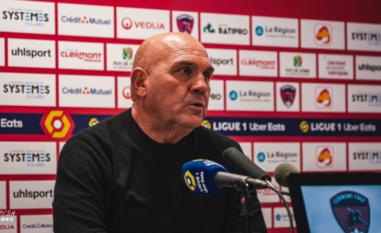 Illustration : "RC Strasbourg : Antonetti face à un problème majeur !"