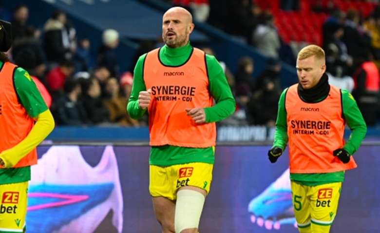 Illustration : "FC Nantes : Une décision salvatrice pour le groupe !"