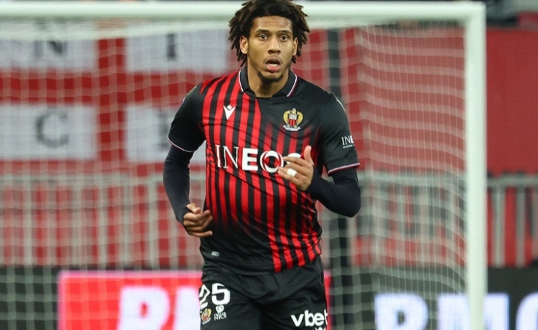 Illustration : "OGC Nice : Un titre qui se profile pour un joueur de Digard ? "