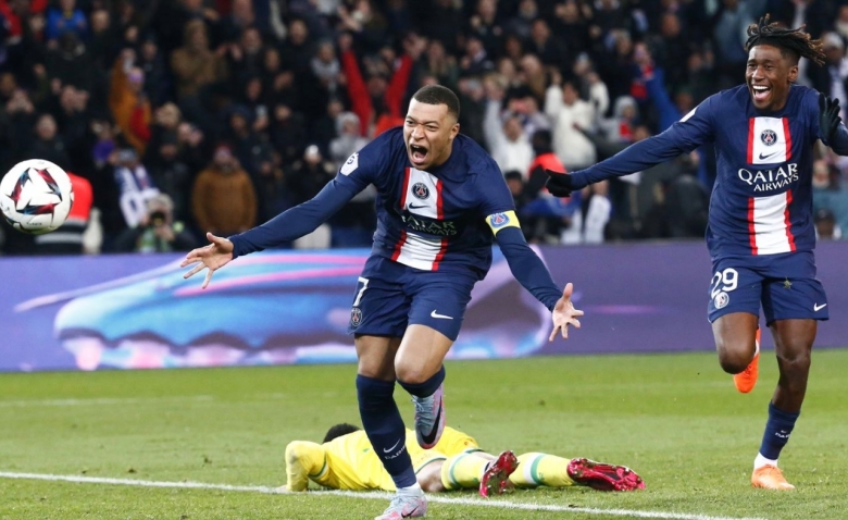 Illustration : "Mercato PSG : Une incertitude demeure pour un dossier très suivi  "