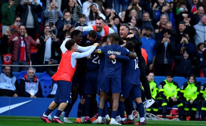 Illustration : "Mercato PSG : Deux opportunités en or pour cet été ? "