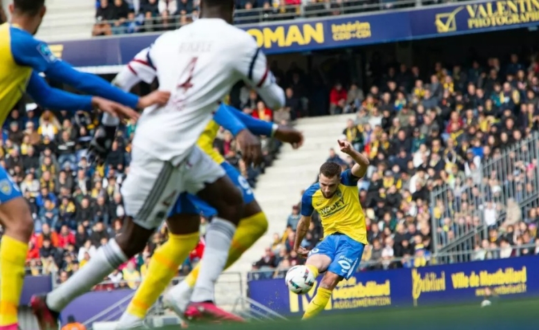 Illustration : "FC Sochaux : Opportunité manquée face à Bordeaux ? "