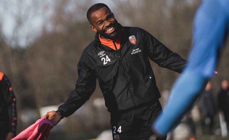 Illustration : "FC Lorient : Coup dur pour ce Merlu à l'approche de la trêve ! "