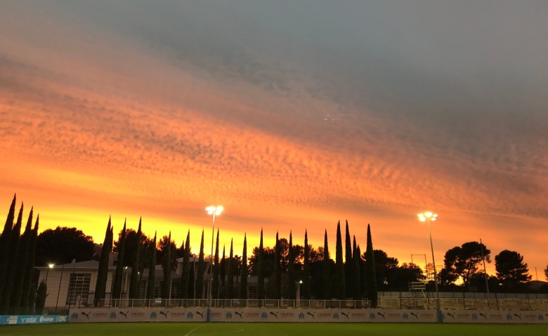 Illustration : "OM : Nouvelle polémique à Marseille autour d’un geste maladroit !"