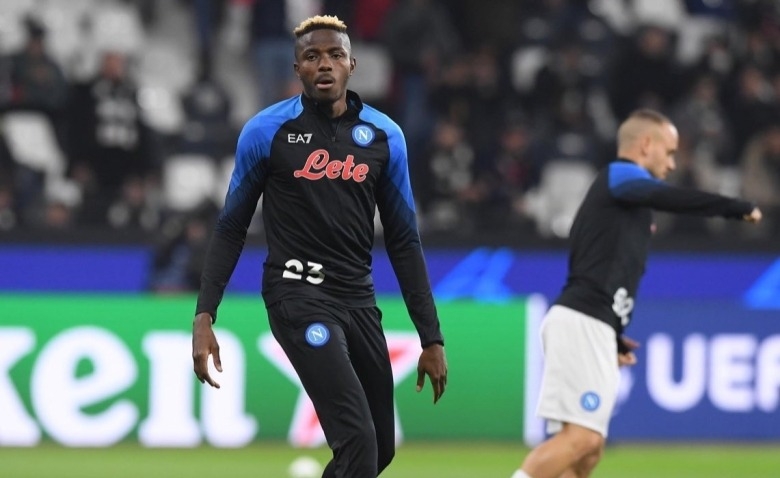 Illustration : "LdC : Osimhen passe un cap incroyable contre Francfort !"