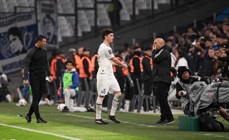 Illustration : "OM : Réorganisation tactique forcée pour Tudor ! "