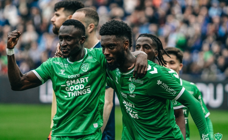 Illustration : "ASSE-Vidéo : Un Vert s'illustre par un but complètement dingue ! "