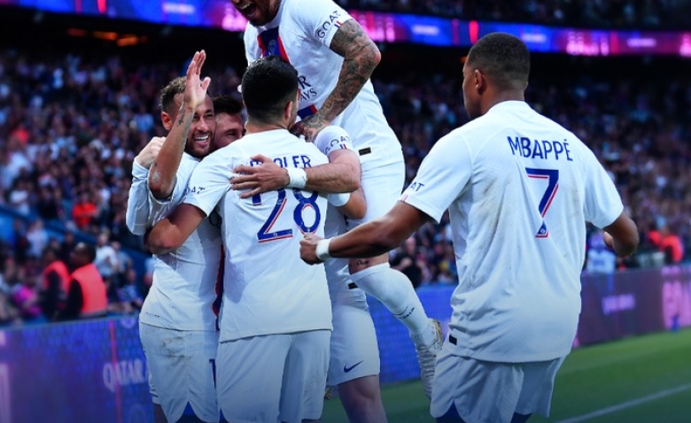 Illustration : "PSG: un système révolutionnaire dans le club"