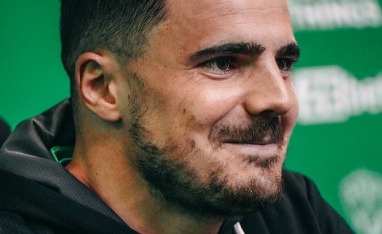 Illustration : "ASSE : Un appel du pied vers un changement interne majeur ?"