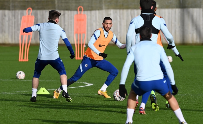 Illustration : "Mercato PSG : Le club s’active sur une piste avancée !"