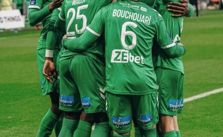 Illustration : "ASSE : Plusieurs indices sur les plans de Laurent Batlles contre le Paris FC "