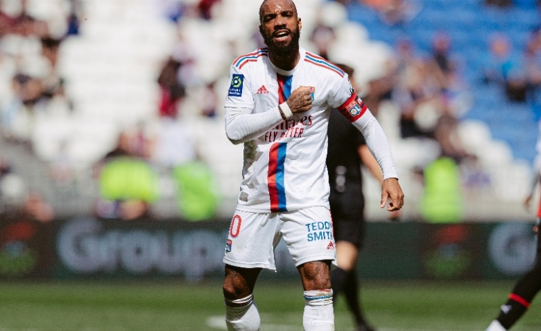 Illustration : "OL : Laurent Blanc contraint à quelques changements avant Toulouse "