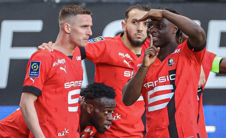 Illustration : "Stade Rennais : Un joueur révèle son parcours particulier "