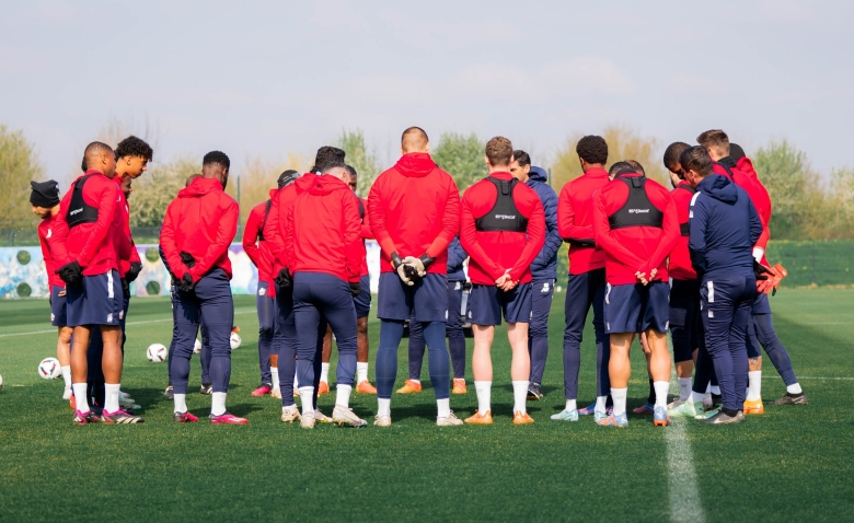 Illustration : "LOSC : Une image rassurante observée à l'entraînement"